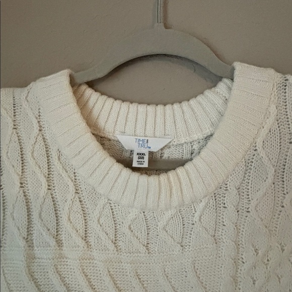 Time and Tru Cream Cable Knit Sweater - Picture 2 of 3